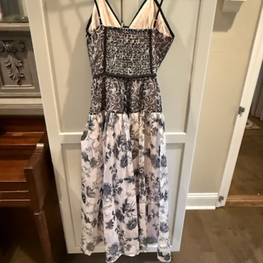 Anthropologie Navy and Cream Floral Midi Dress - Picture 6 of 11